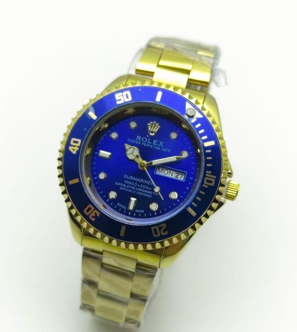⌚ Reloj Estilo de Lujo — Dorado con Esfera Negra ⌚