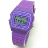 NIÑO MORADO Reloj Digital Clásico — Colores Vivos