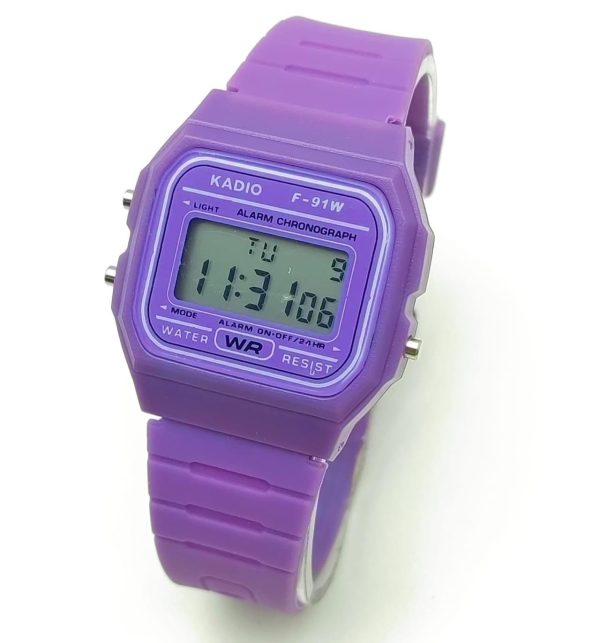 NIÑO MORADO Reloj Digital Clásico — Colores Vivos